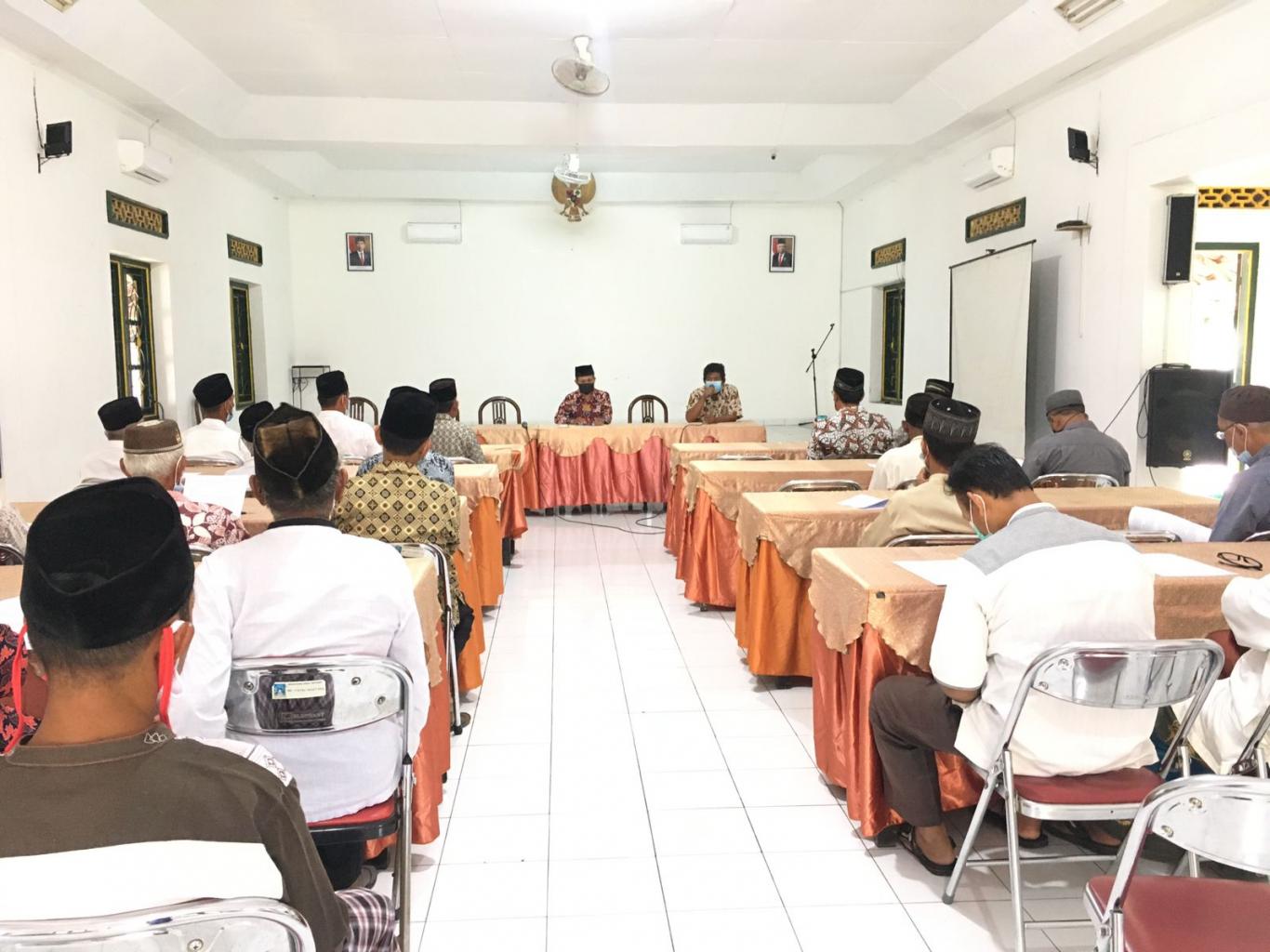 Pembinaan Rois dan Takmir Masjid Se Kalurahan Tirtoadi