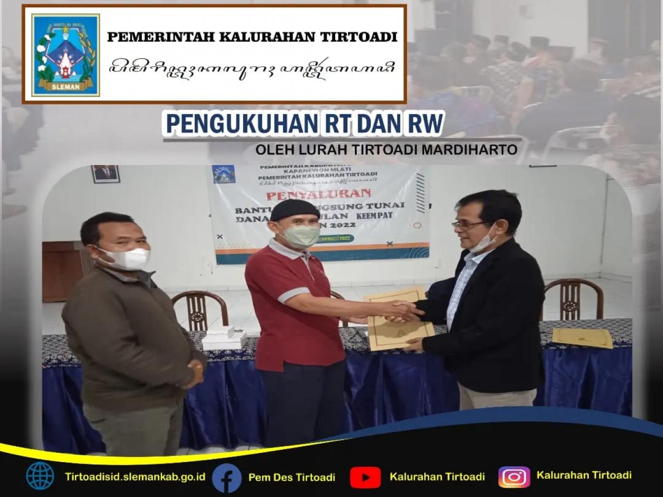 PENGUKUHAN LEMBAGA KEMASYARAKATAN KALURAHAN RT DAN RW